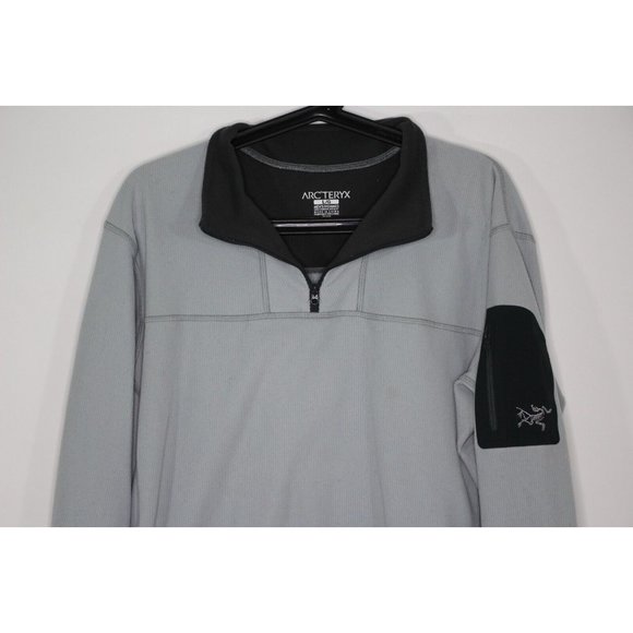 ArcTeryx Mens Large Quarter Zip Embroidered Logo Gorpcore Sweater L479 - Picture 2 of 5